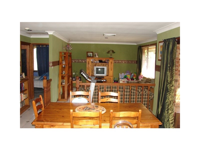 2 Bateman Pl, Bligh Park NSW 2756