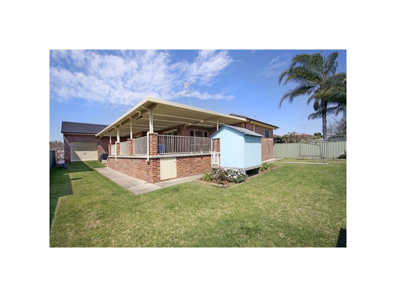 11 Victoria Pl, Richmond NSW 2753