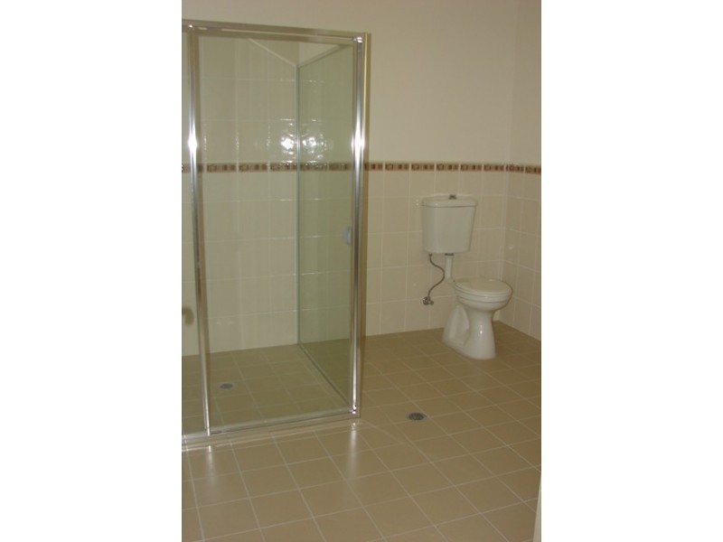 3/182  March Street, Richmond NSW 2753