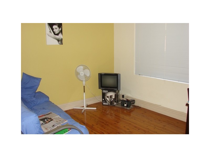 2/5 Paget St, Richmond NSW 2753