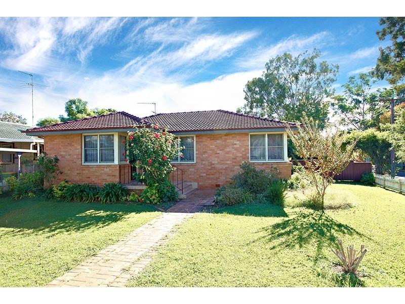 51 Luttrell St, Richmond NSW 2753