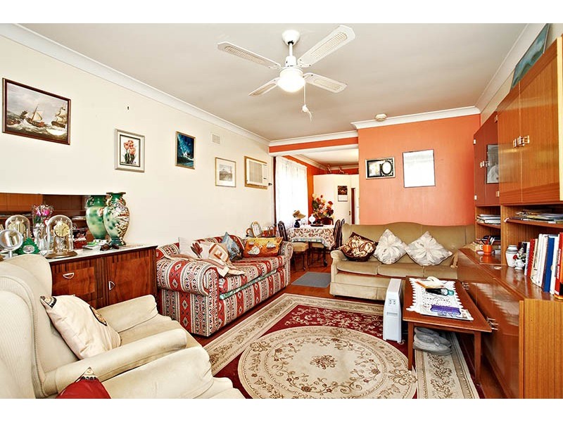 51 Luttrell St, Richmond NSW 2753