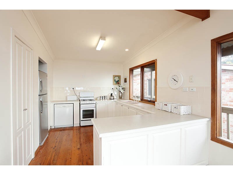 19 Bellbird Cr, Bowen Mountain NSW 2753