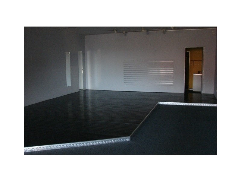 2/9 West Market Street, Richmond NSW 2753