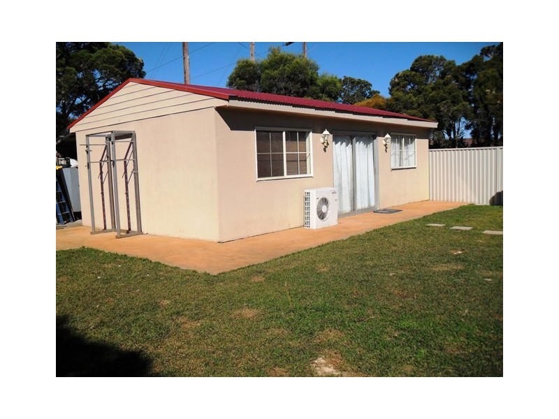 16 Beasley place, South Windsor NSW 2756