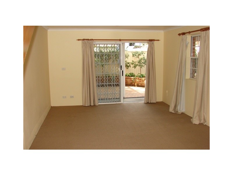 6/18 Paget Street, Richmond NSW 2753