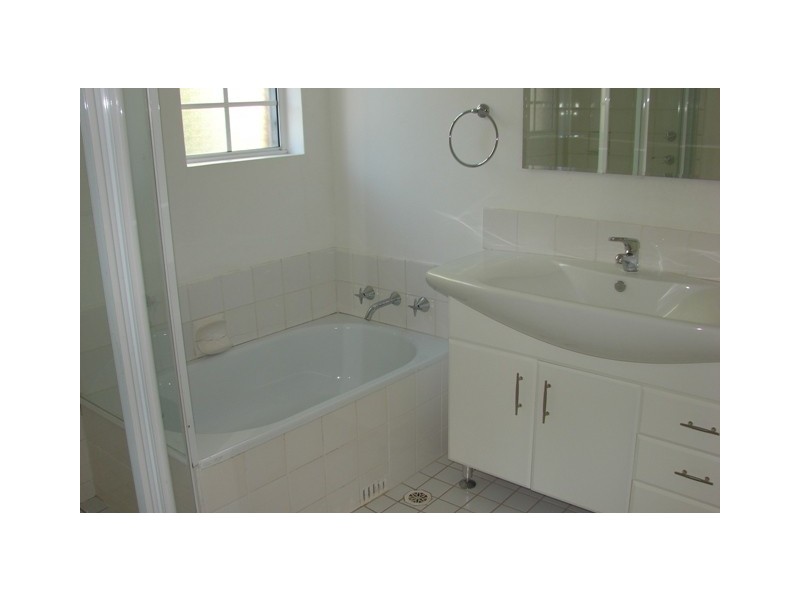 6/18 Paget Street, Richmond NSW 2753