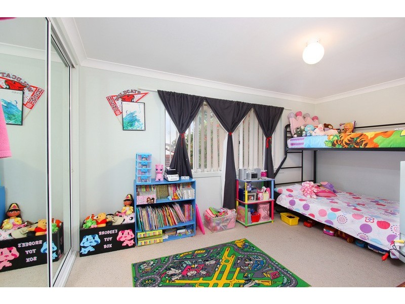 56 John Tebutt Pl, Richmond NSW 2753