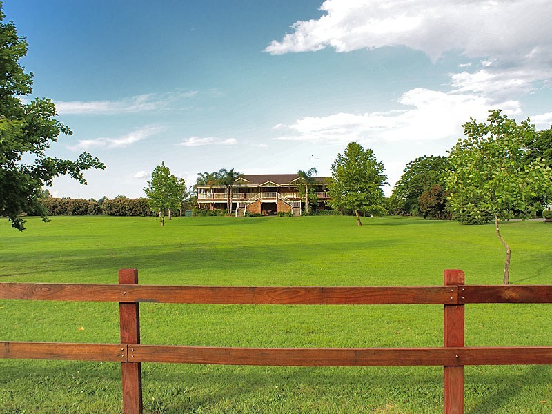 4 Kooringal Drive, Agnes Banks NSW 2753