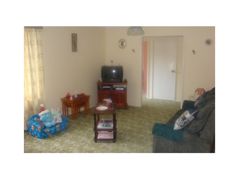 327 Windsor St, Richmond NSW 2753