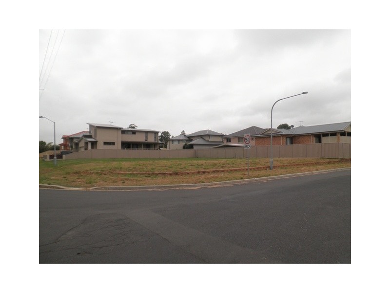 16 Wolseley Road, Mcgraths Hill NSW 2756