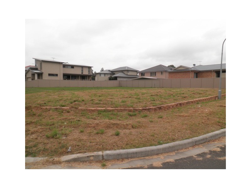 16 Wolseley Road, Mcgraths Hill NSW 2756