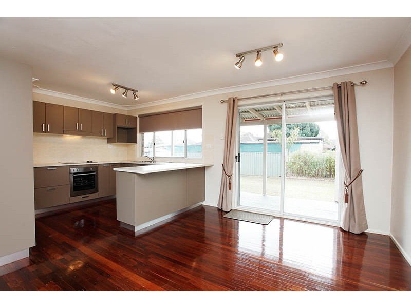 36 William Cox Drive, Richmond NSW 2753