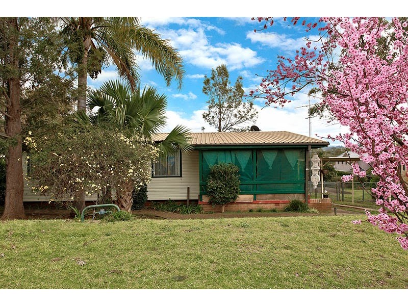 16 Enfield Avenue, North Richmond NSW 2754