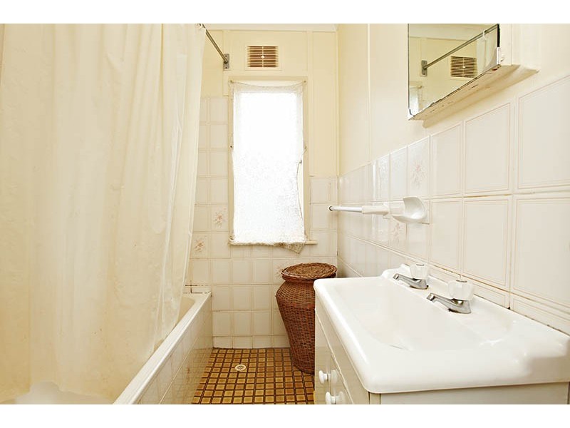 16 Enfield Avenue, North Richmond NSW 2754