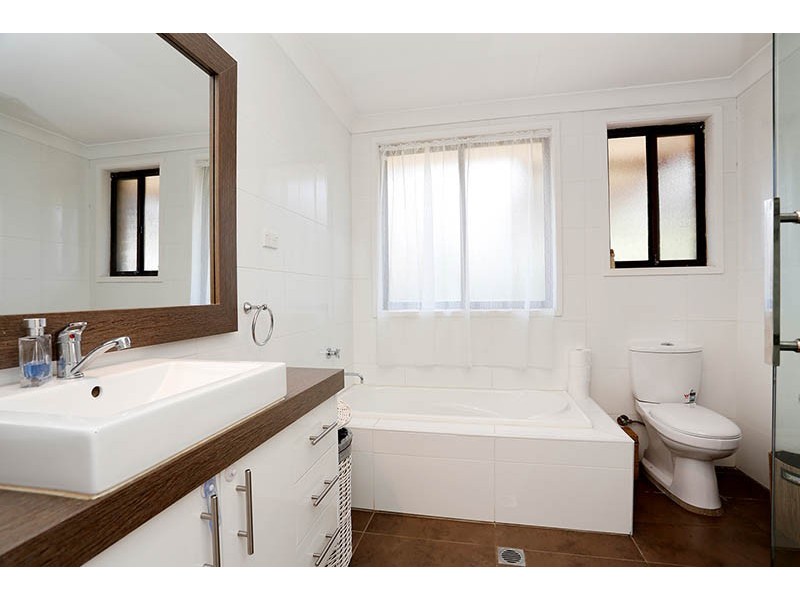 38 William Cox Dr, Richmond NSW 2753