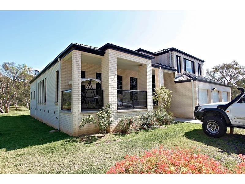 60 Boscobel Rd, Londonderry NSW 2753