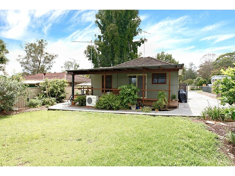 33 Dorothy Street, Freemans Reach NSW 2756