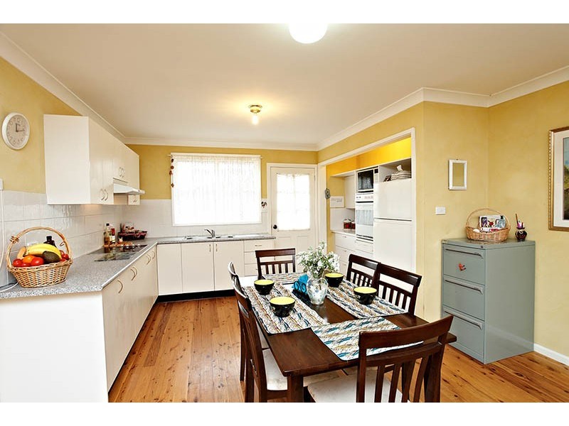 57 Powell St, Richmond NSW 2753