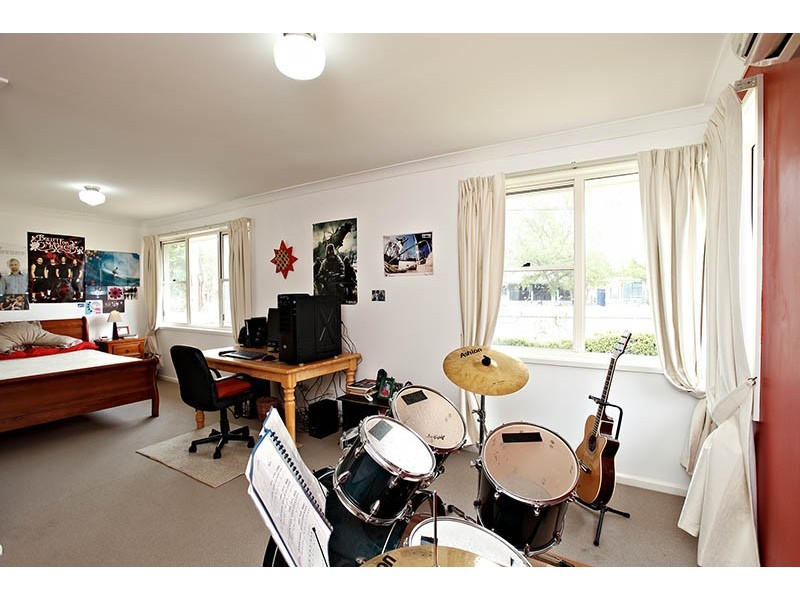 57 Powell St, Richmond NSW 2753