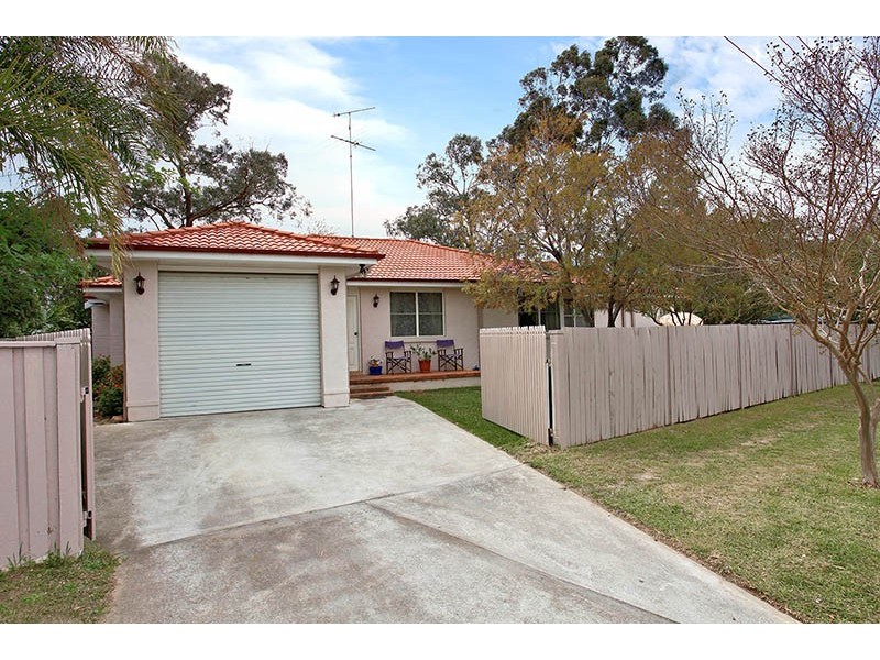 57 Powell St, Richmond NSW 2753