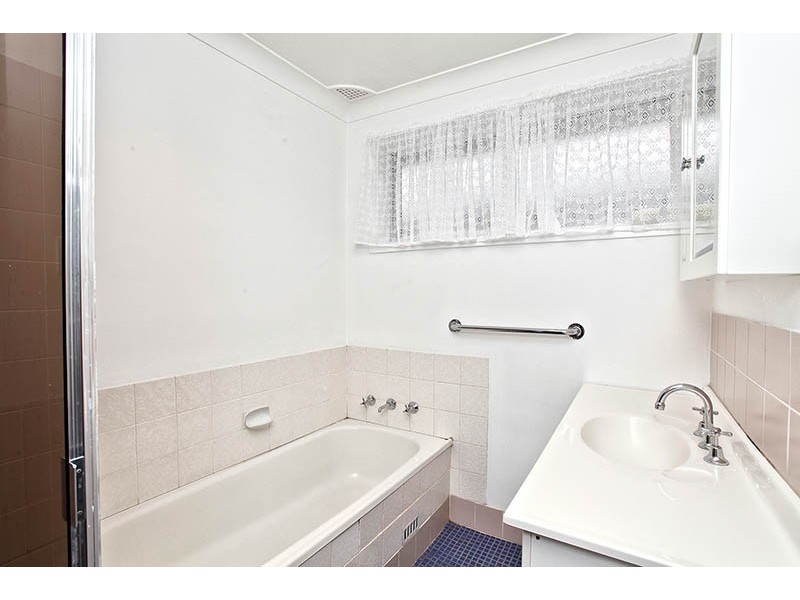 14 Scarvell Ave, Mcgraths Hill NSW 2756