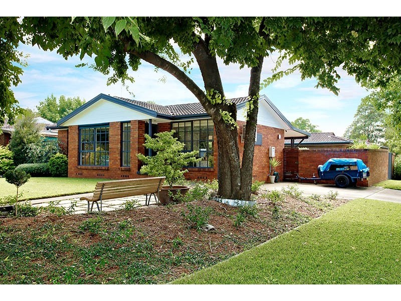20 Andrew Town Place, Richmond NSW 2753