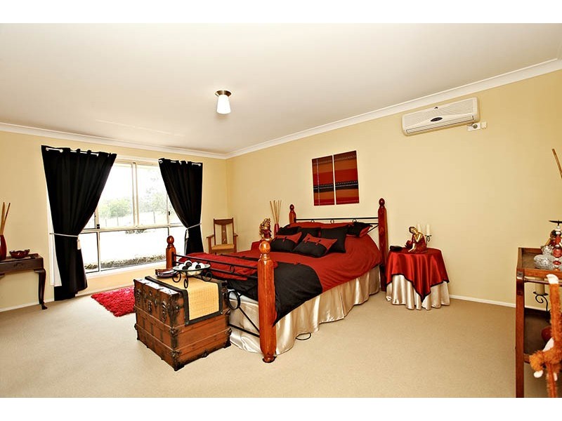 38 Cabbage Tree Road, Grose Vale NSW 2753