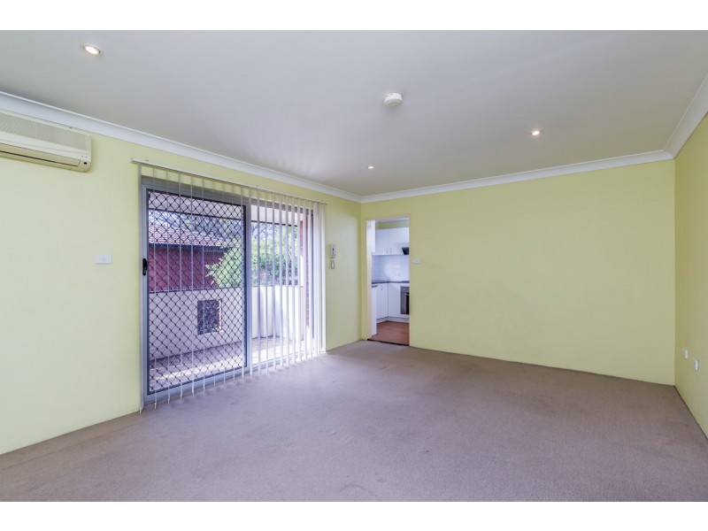 4/10 Toxana st, Richmond NSW 2753