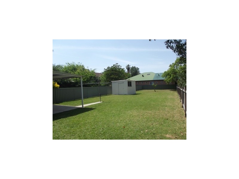 32a West Market Street, Richmond NSW 2753