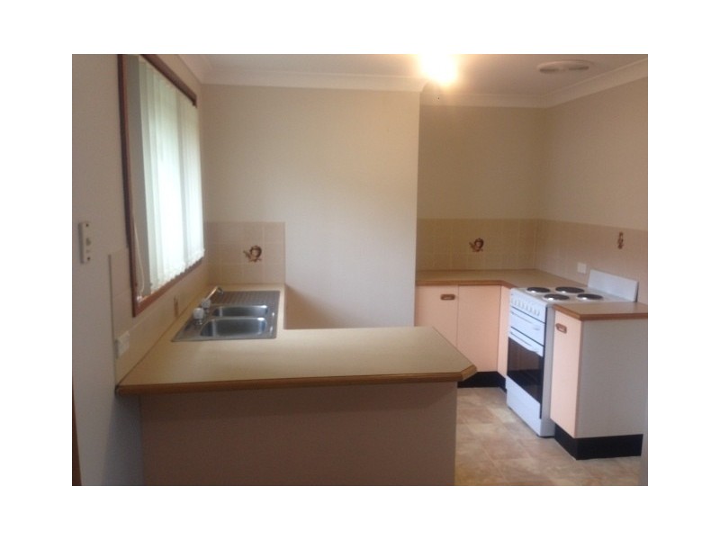 4/3 Strong Place, Richmond NSW 2753