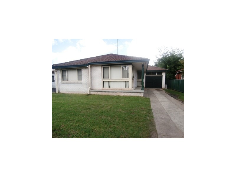 138 March Street, Richmond NSW 2753