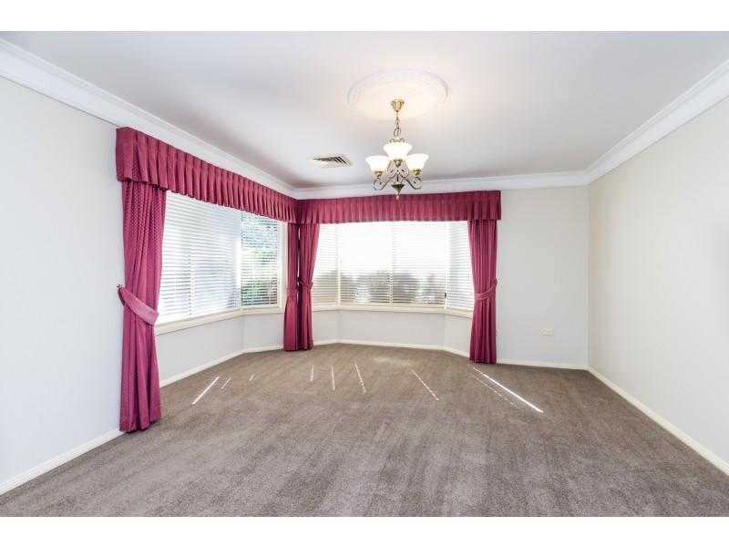 8 Flinders Place, North Richmond NSW 2754