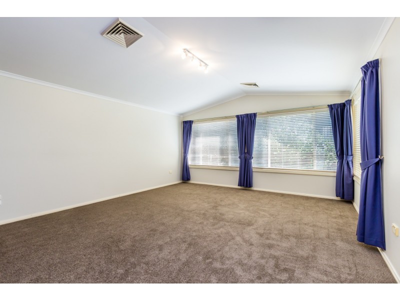 8 Flinders Place, North Richmond NSW 2754
