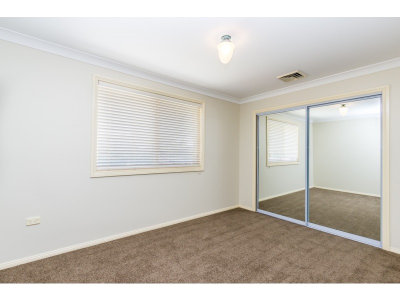 8 Flinders Place, North Richmond NSW 2754