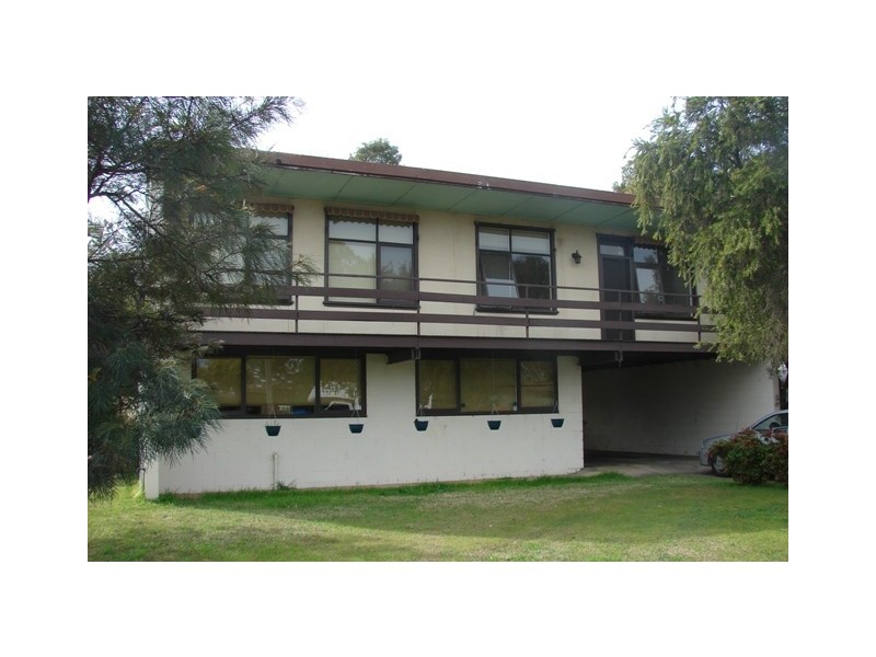 9 Potts Ave, Richmond NSW 2753