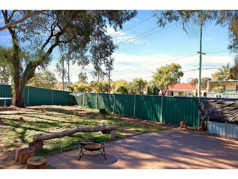 33 Cambridge Street, Blacktown NSW 2148