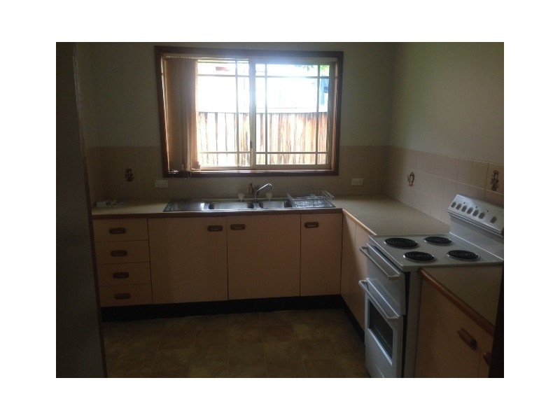 1/3 Strong Place, Richmond NSW 2753