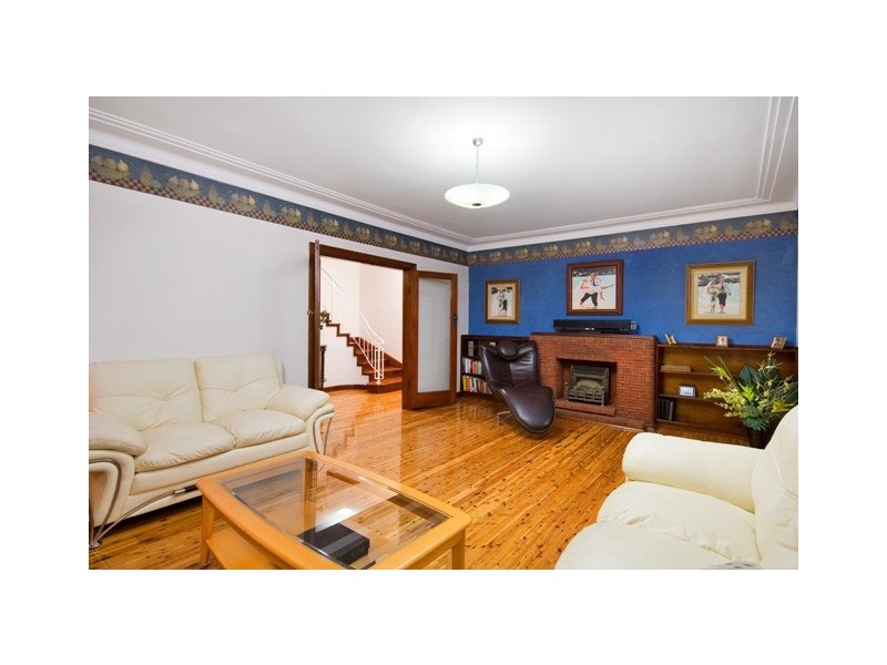 39 Hawkesbury Valley Way, Windsor NSW 2756