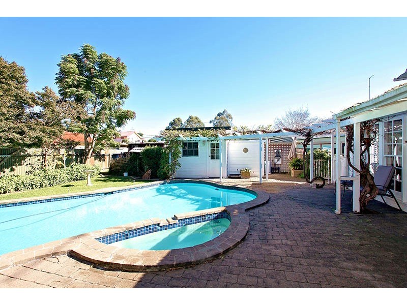 24 Francis St, Richmond NSW 2753