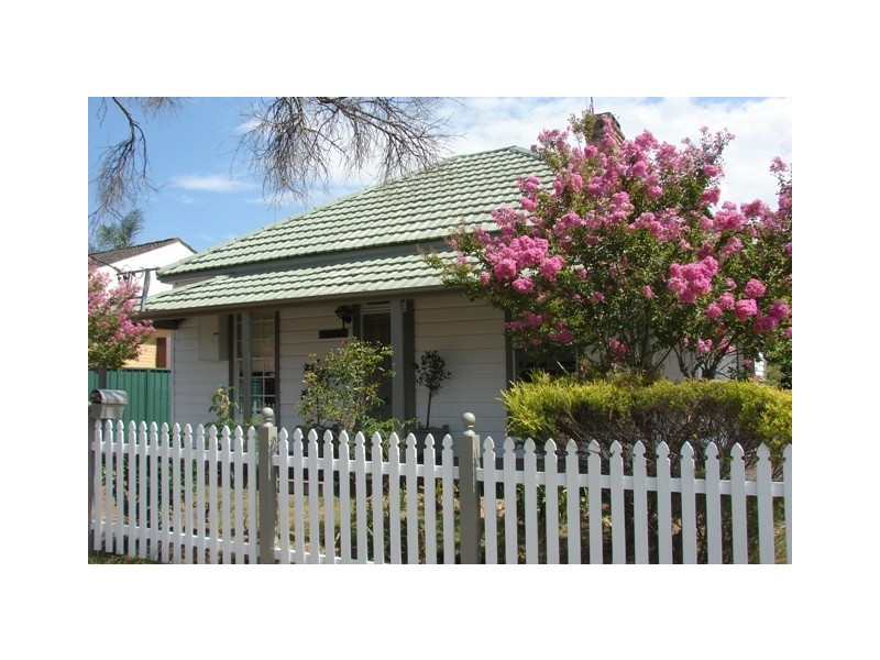 24 Francis St, Richmond NSW 2753