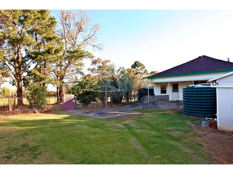 28 Fourth Road, Berkshire Park NSW 2765