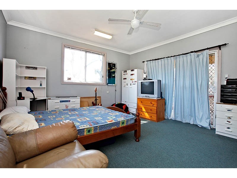 33 Cambridge Street, Blacktown NSW 2148