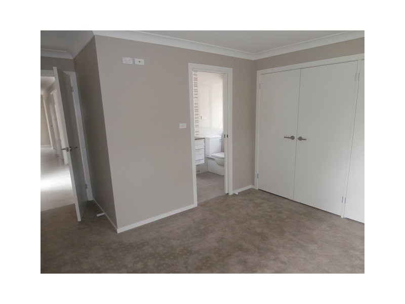 2 Anderson St, Richmond NSW 2753