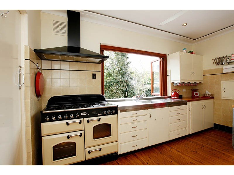 39 Hawkesbury Valley Way, Windsor NSW 2756