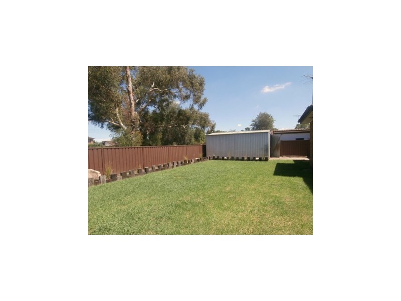 33 William Cox Drive, Richmond NSW 2753