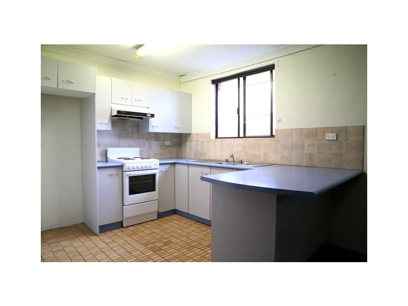 2/5 East Market Street, Richmond NSW 2753