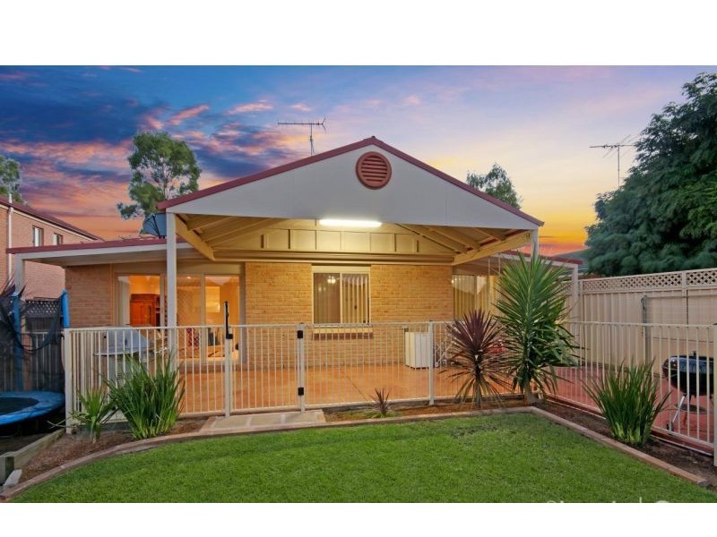 5 Redgum Crescent, Beaumont Hills NSW 2155