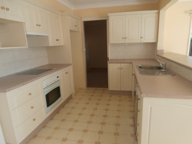8 Thompson Avenue, Richmond NSW 2753