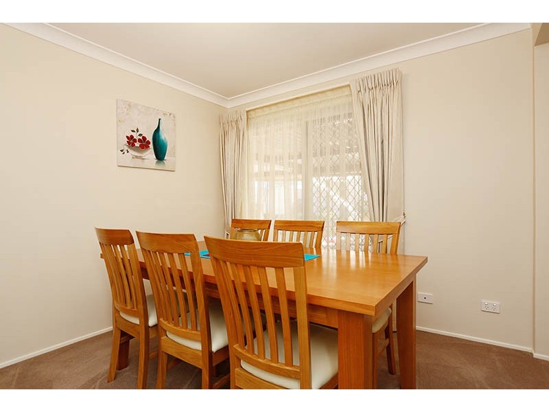 11 Warrina Pl, Londonderry NSW 2753